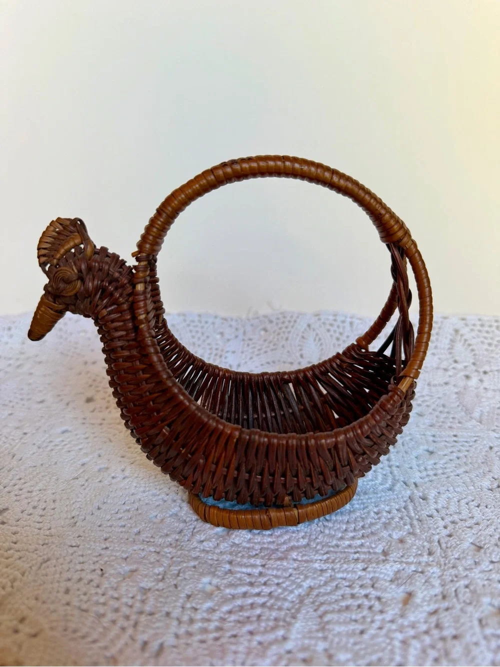 Vintage Handwoven Wicker Chicken Basket Rustic Farmhouse Easter Egg Decor